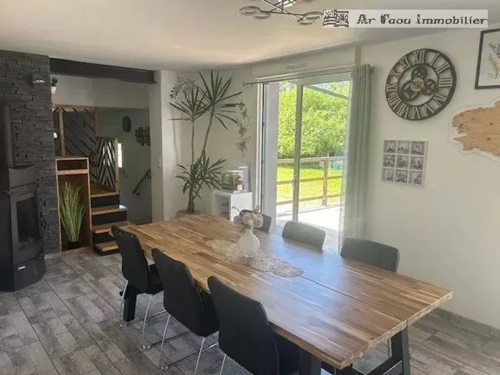 Dining Room - Contemporary House with Large Garden in Argol