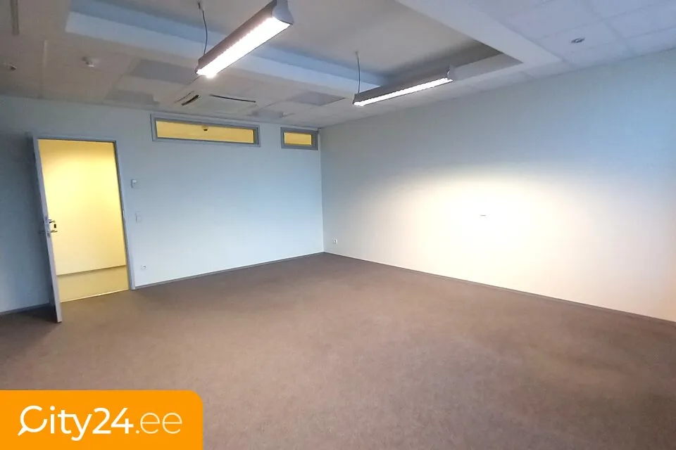 Kabinet - Office Space with Central Heating in Lasnamäe