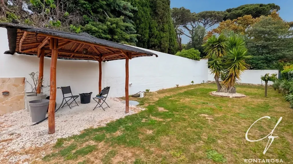 Garden - Renovated Villa with Garden in Sainte-Maxime