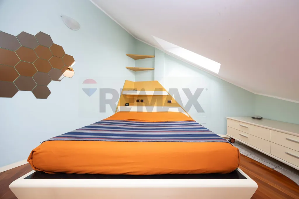 Magamistoad - Duplex Apartment with Terrace in Zelo Buon Persico