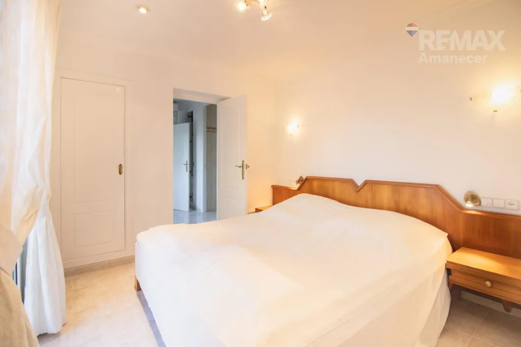 Magamistoad - Dual Villa with Pools in Las Rotas, Dénia