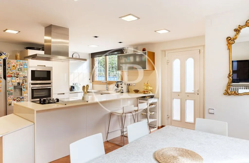 Cucina - Luxury Villa with Pool in Bellaterra, Catalonia