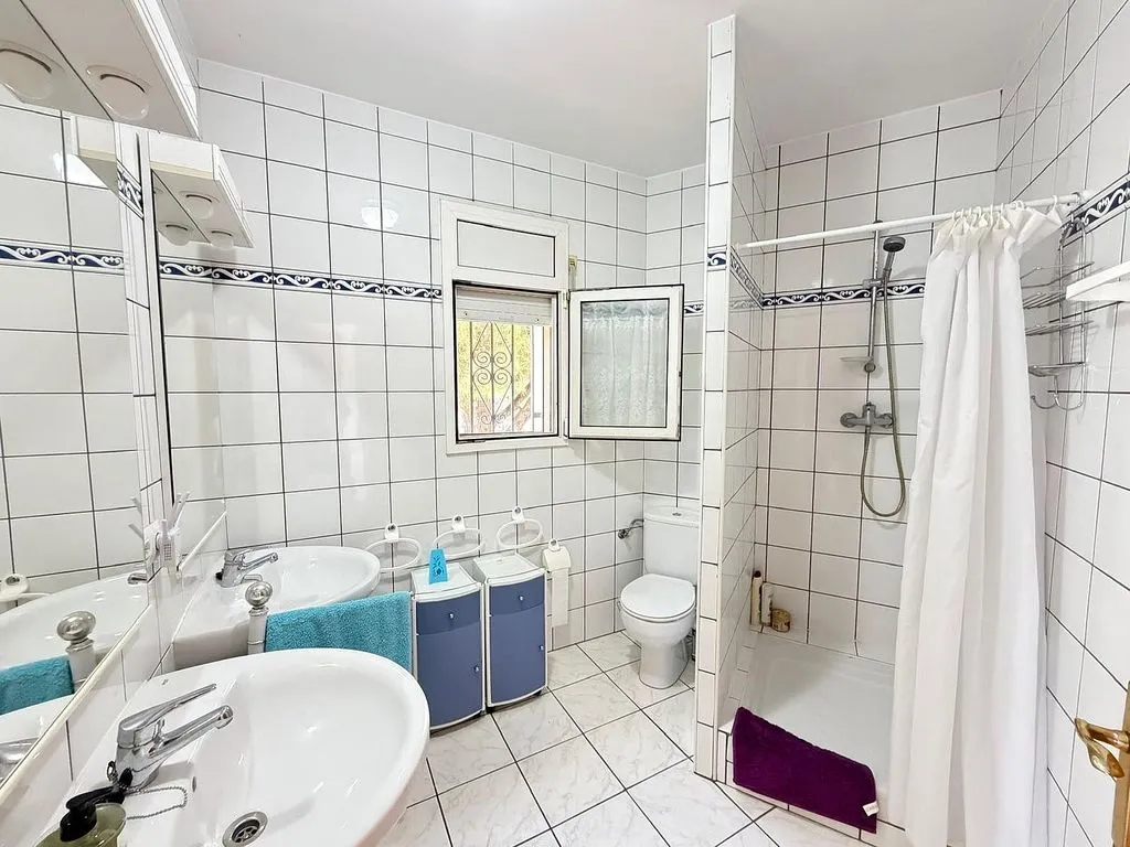 Vannitoad - Chalet with Private Marina in Empuriabrava
