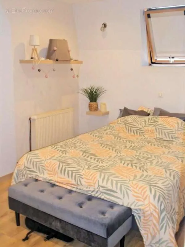 Camere da letto - Three-Bedroom House with Garden in Courrières