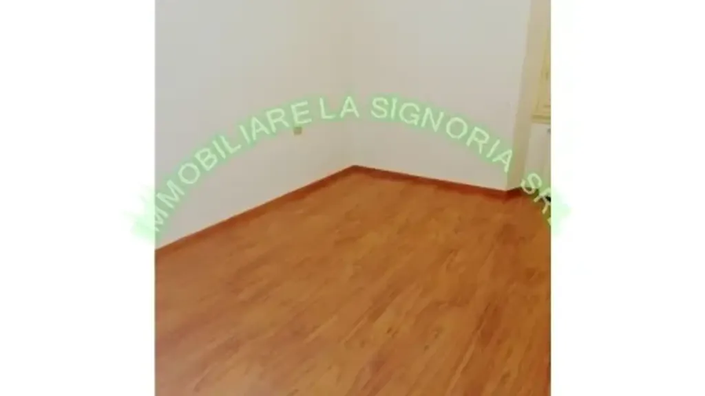 Stanze - Appartamento con balcone nel centro di Firenze