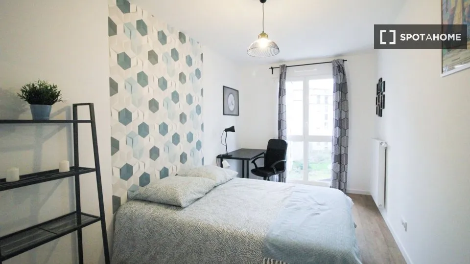 Chambres - Chambre dans Appartement 4 Pièces à République, Paris