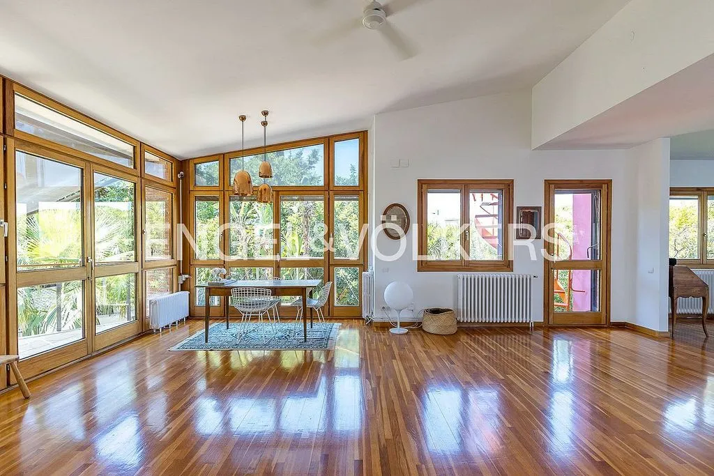Soggiorno - Architectural Villa with Terrace in L'Aragai