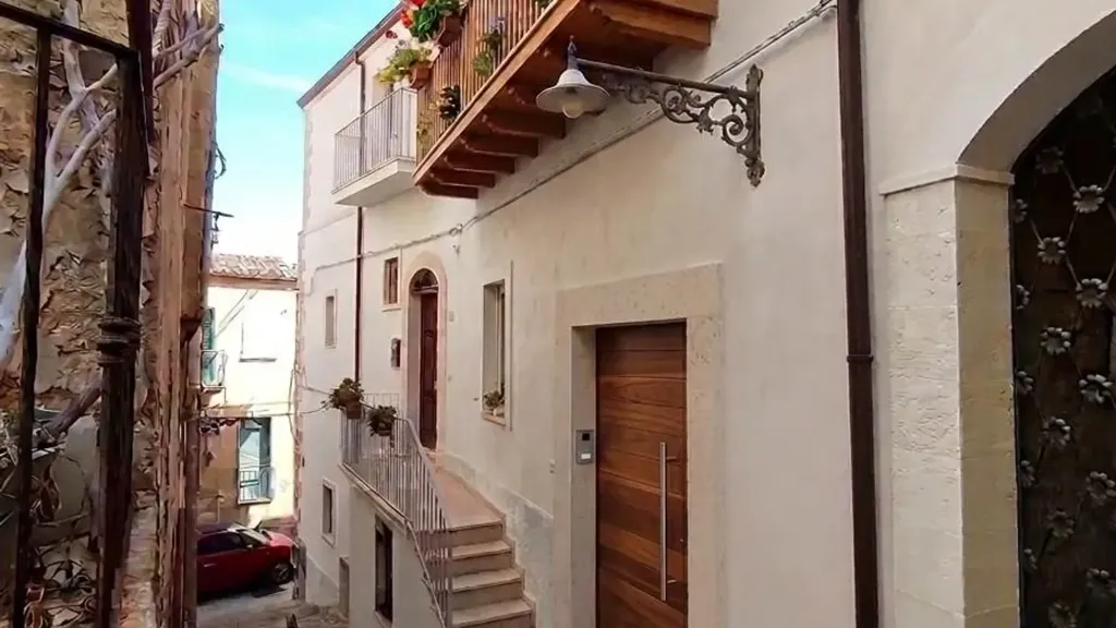 Välivaade - Rustic Cottage to Renovate in Ragusa Ibla