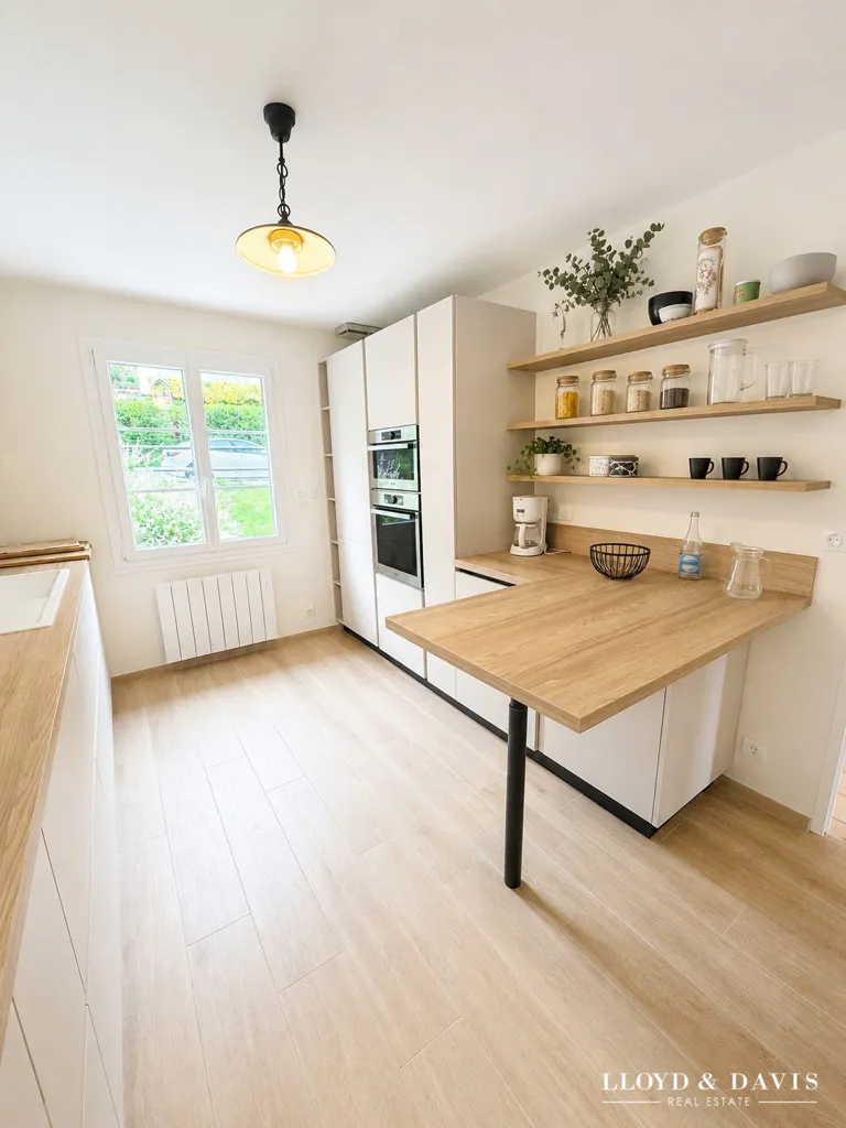 Cuisine - Pavillon Familial au Calme avec Vue Dégagée à Pierrefonds