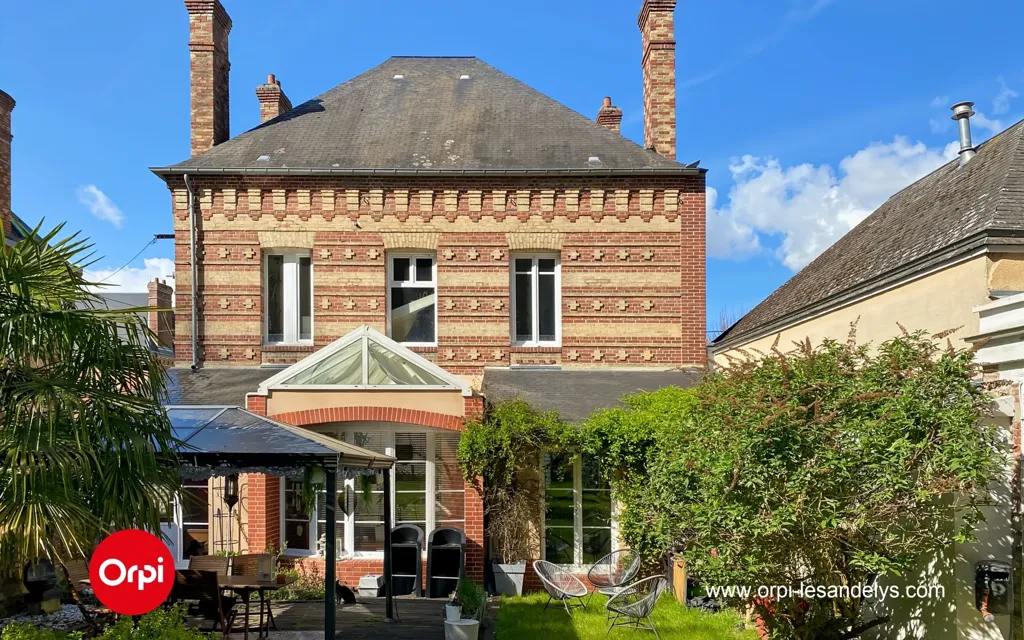 Extérieur - Maison Bourgeoise avec Jardin au Centre des Andelys