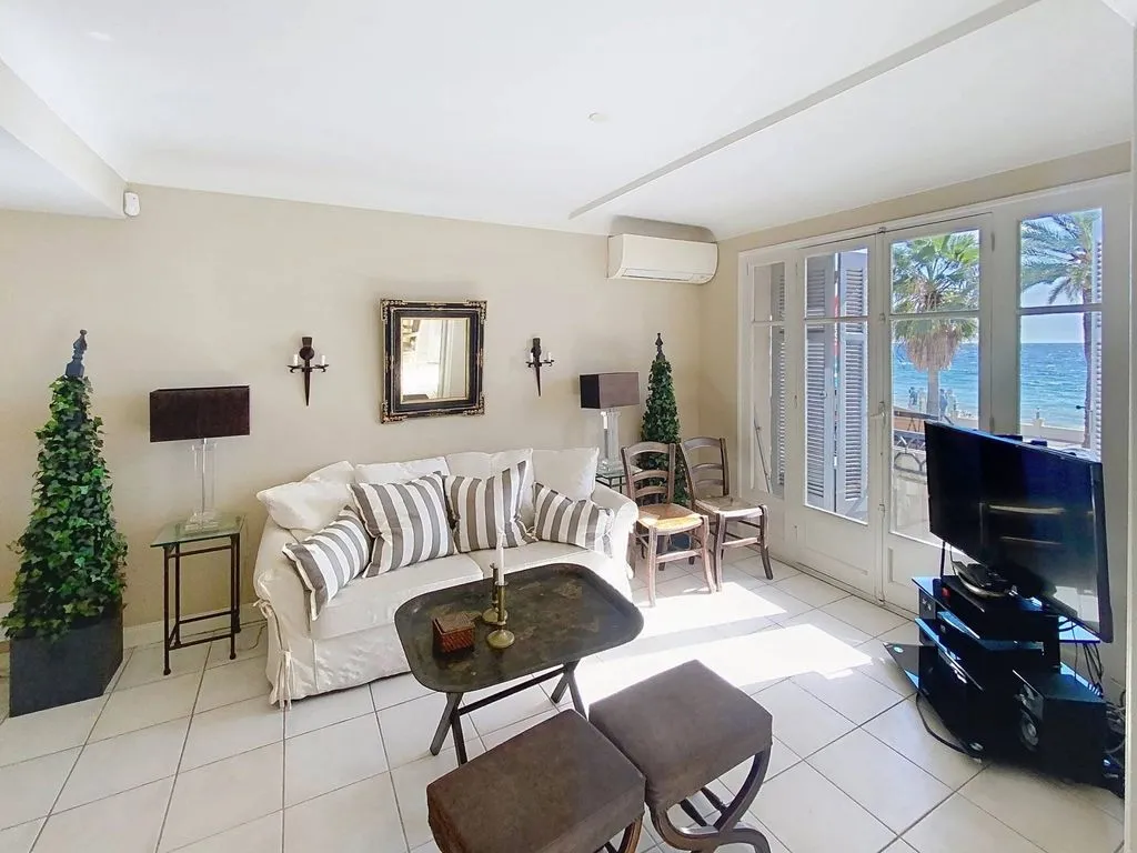Séjour - Appartement de Luxe avec Vue Mer à Cannes