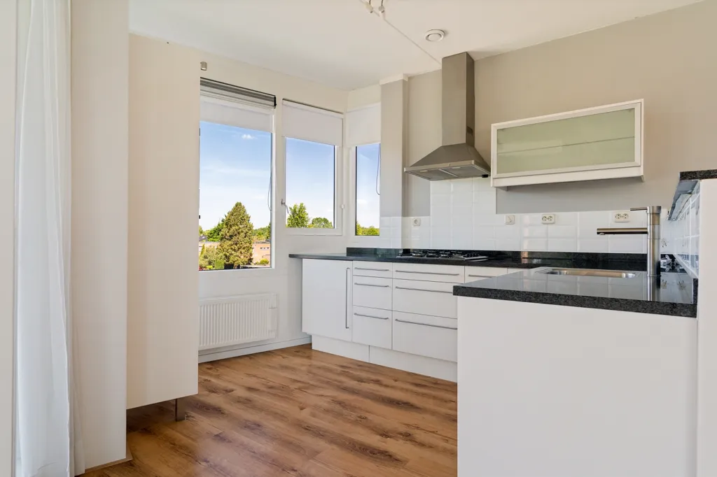 Cuisine - Portiekflat with Balcony in Enschede