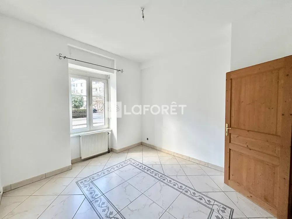 Pièces - Appartement Meublé à Cronenbourg, Proche Saint Florent