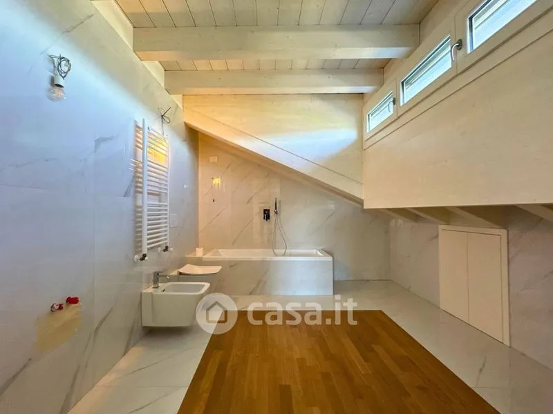 Salles de bain - Duplex Attico with Panoramic Terrace in Stezzano