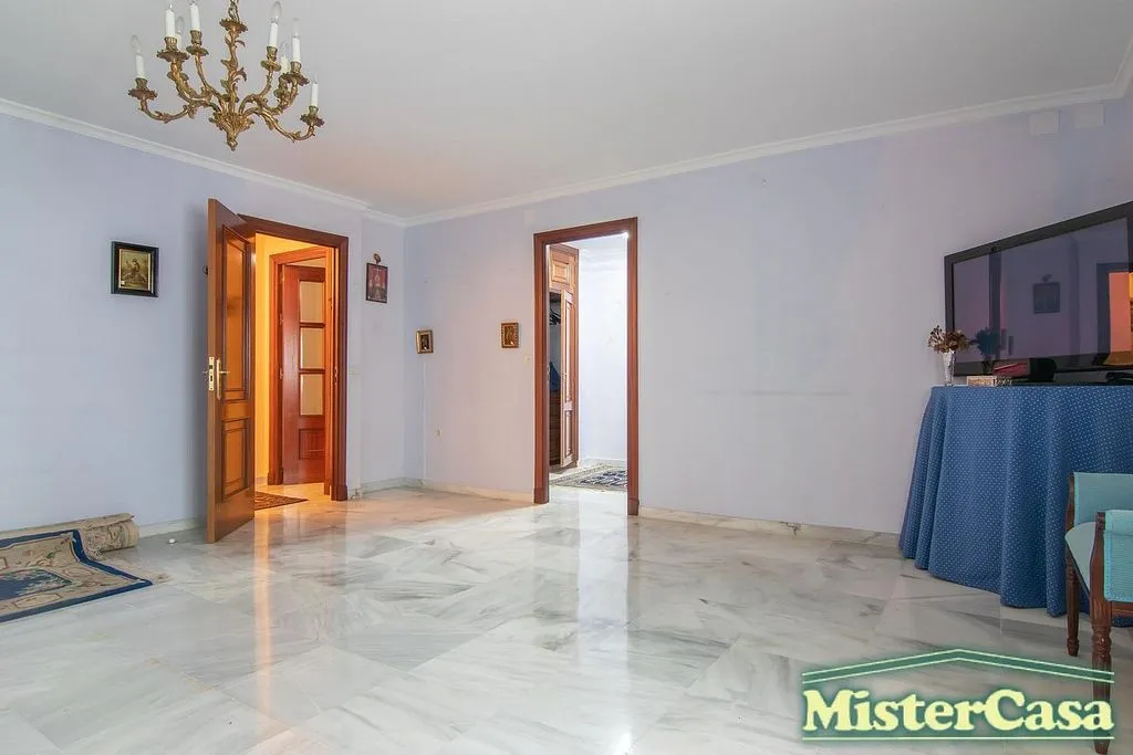 hallway_entrance