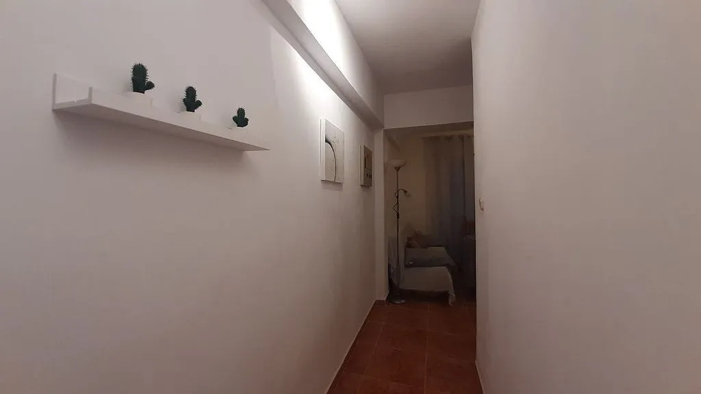 Entrée - Furnished Flat with Balcony in Zaidín
