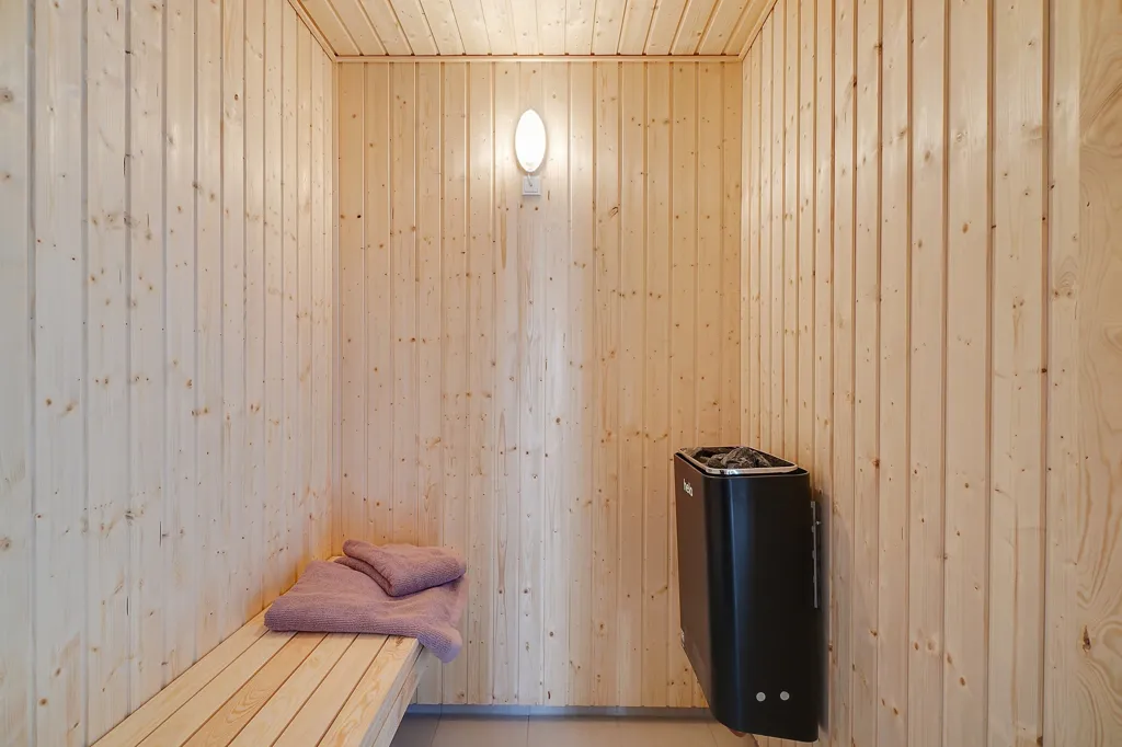 Stanze - Vacation Home with Pool near Grenå Strand