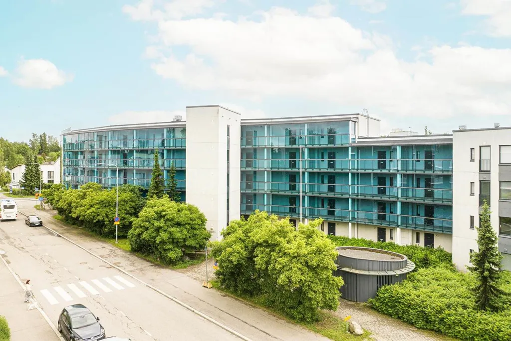 Exterior - Apartment with Balcony in Korso, Vantaa