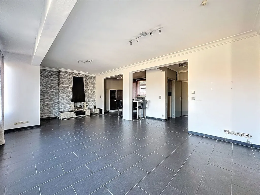 Appartement à Rénover avec Terrasse à Laeken