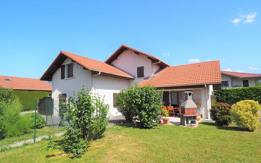 Extérieur - Appartement 4 Pièces avec Jardin à Amancy