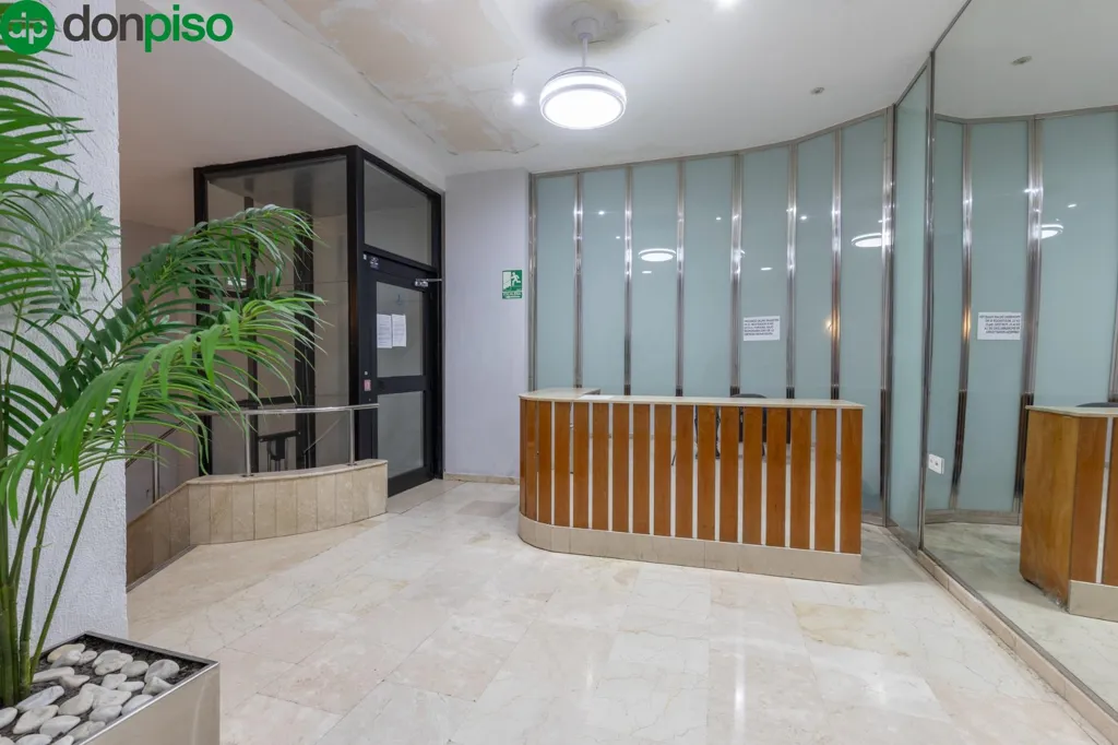 Entrée - Luxury Flat with Terrace in Granada