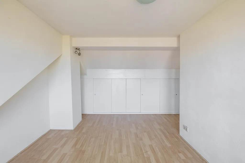Pièces - 5-Bedroom House with Garden in Rhoon