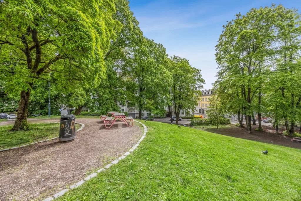 Apartment with Garden View in Oslo