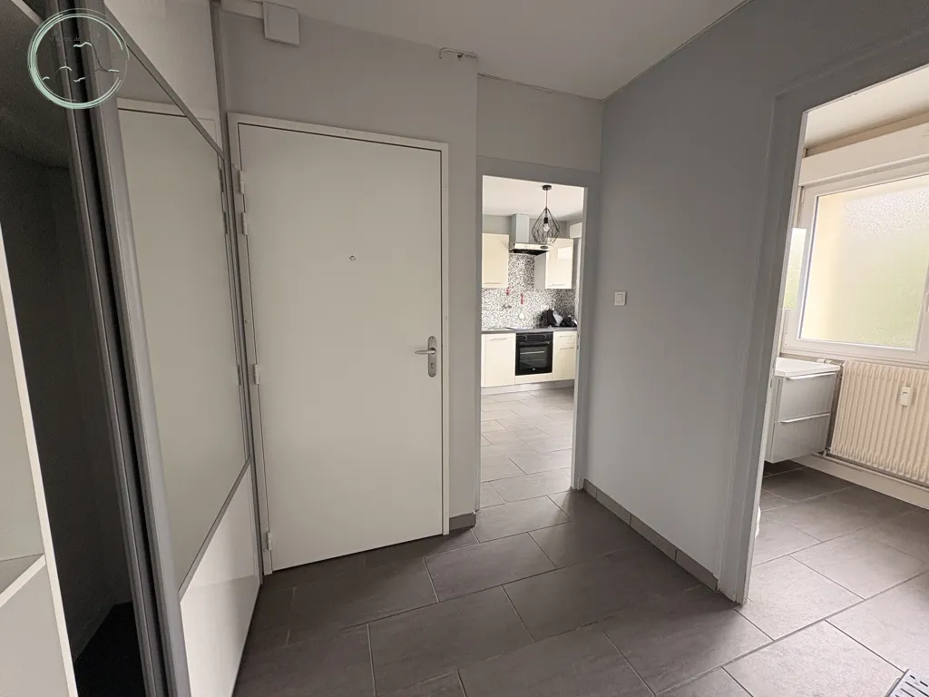 Esik - Renovated Studio with Garage in Clermont-Ferrand