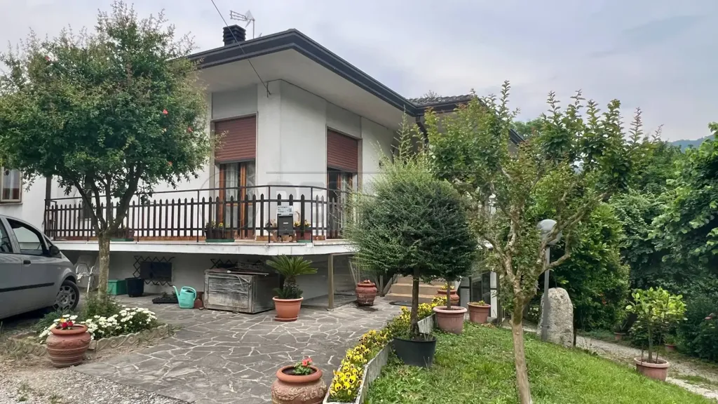 Extérieur - Villa with Secure Vault in Vo'