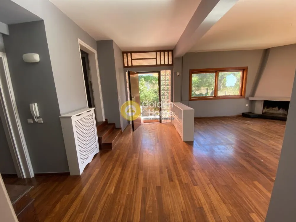 Séjour - Maison 4 pièces à GR