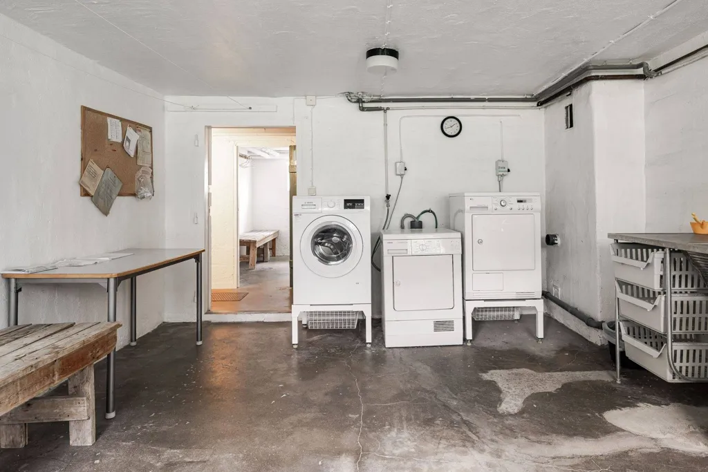 Lavanderia - Apartment with Balcony in Eskilstuna