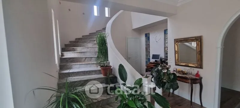 Hallway - Spacious Villa with Garden in Montemarano