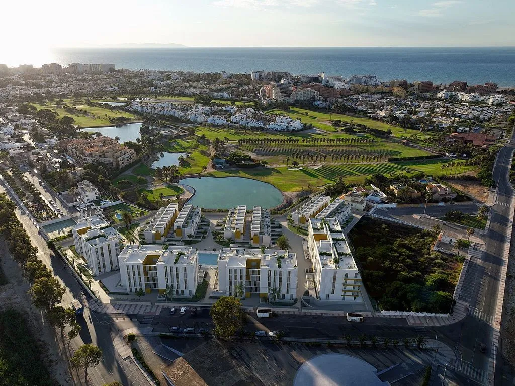 Vue aérienne - New Flat with Golf View in Roquetas