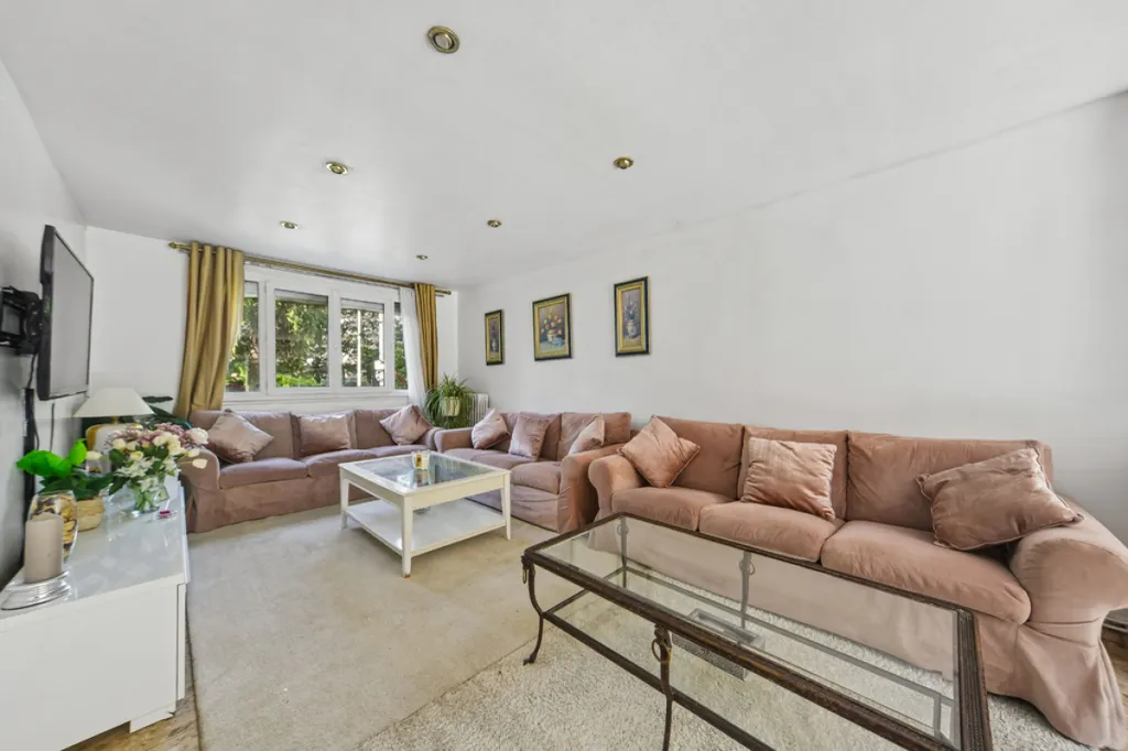 Soggiorno - House with 400m² Garden near Paris