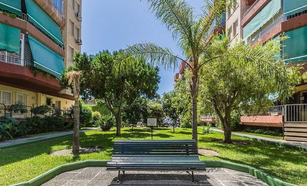 Aed - 2-Bed Flat with Pool on Avenida Europa, Almuñécar