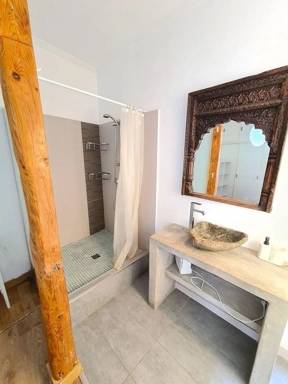 Salles de bain - Duplex with Balcony in Malasaña, Madrid
