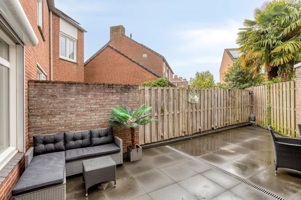 Jardin - Half-Villa with Garden in Eijsden