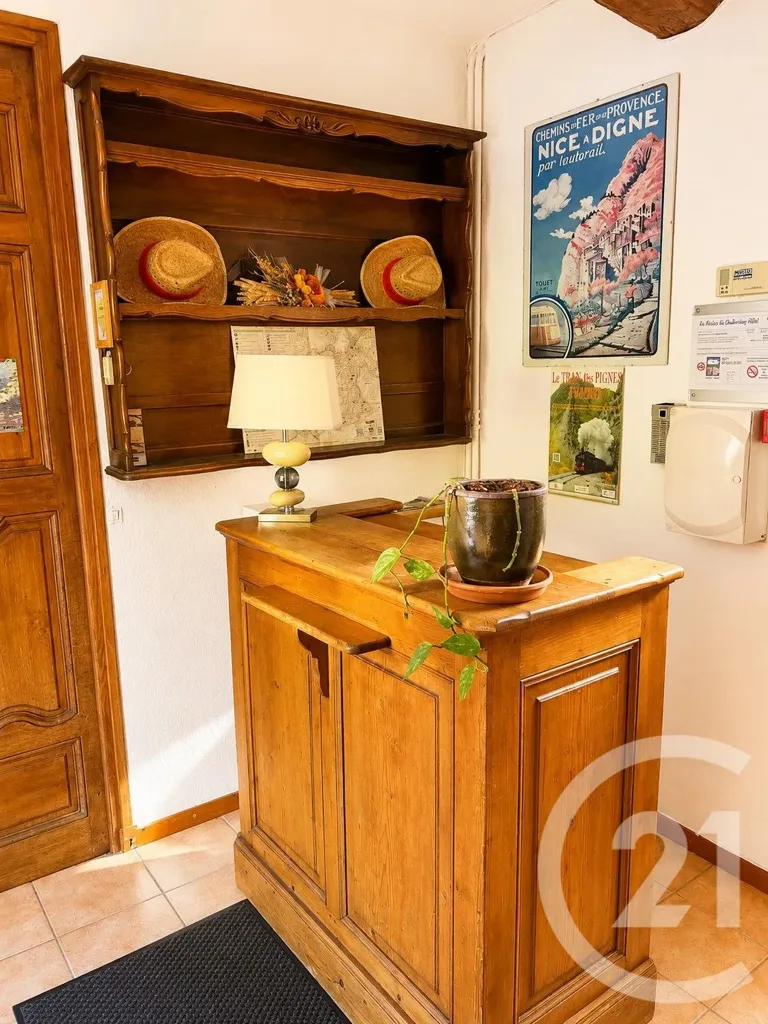 Esik - Characterful Hotel with Restaurant in Entrages