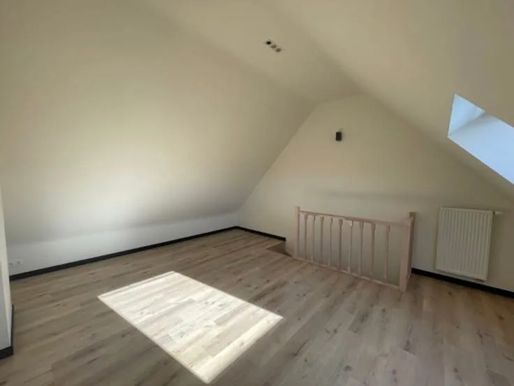 Maison Rénovée avec Terrasse à Orientation Ouest