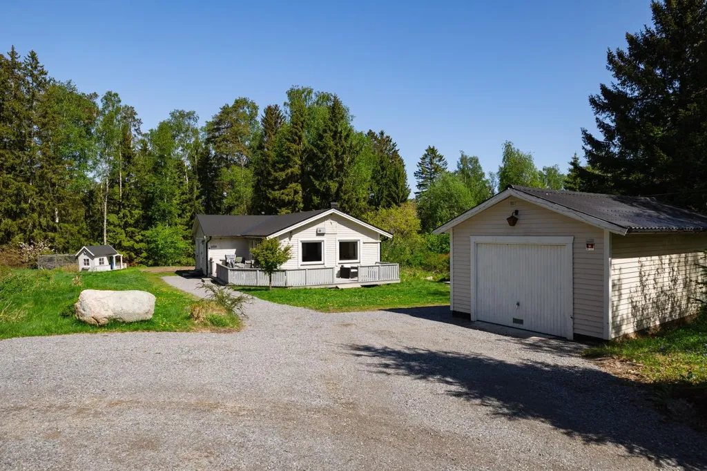 Välivaade - Villa with 4 Bedrooms in Evlinge, Värmdö