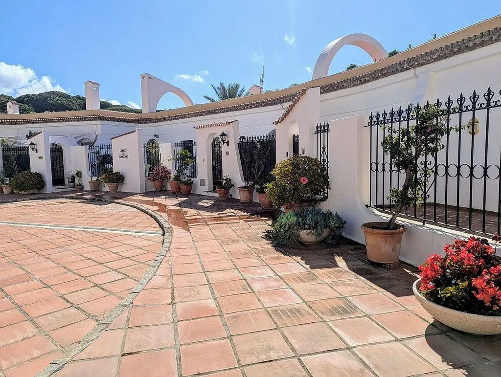 Aed - Penthouse with Pool in Puerto Cabopino
