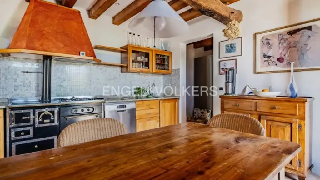 Cuisine - Rustic Villa with Vineyard View in Cison Di Valmarino
