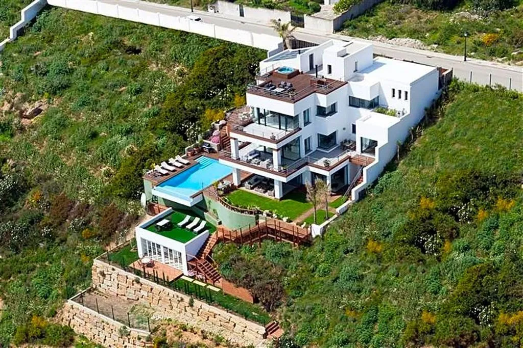Õhuvaade - Luxury Villa with Panoramic Views in La Duquesa