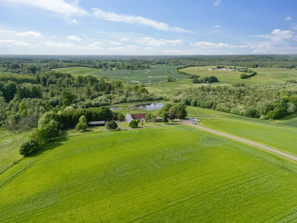 Vista aerea - Modernised Farmhouse with Private Lake in Stenstrup