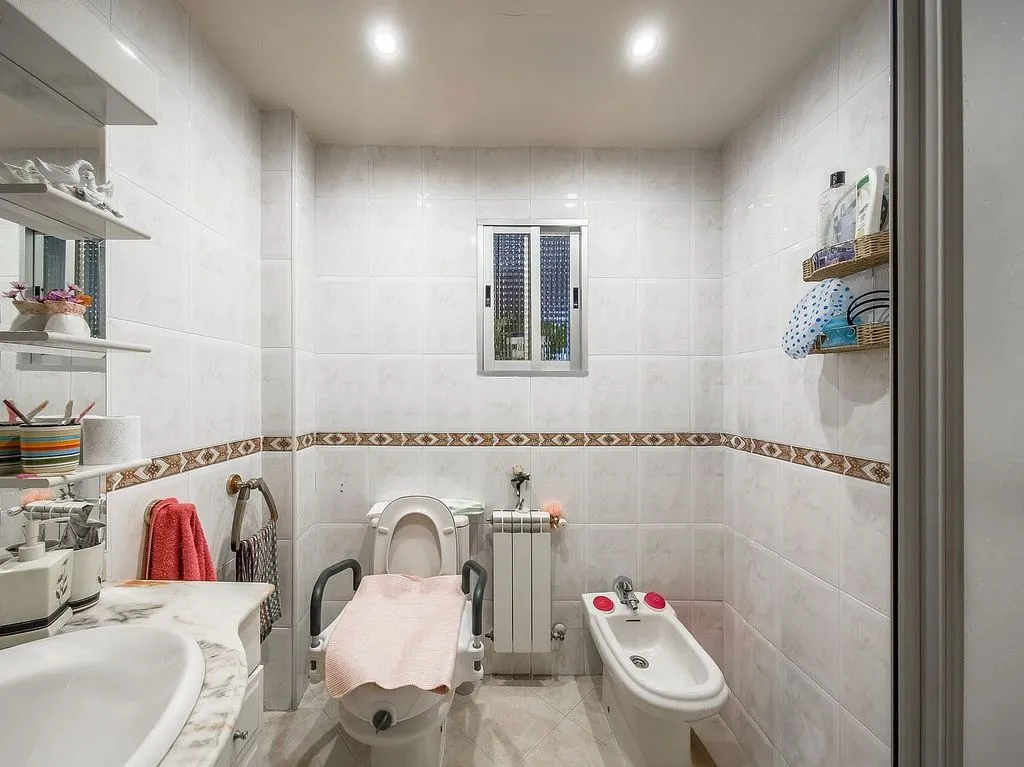 Vannitoad - Apartment with Terrace in Zarzaquemada