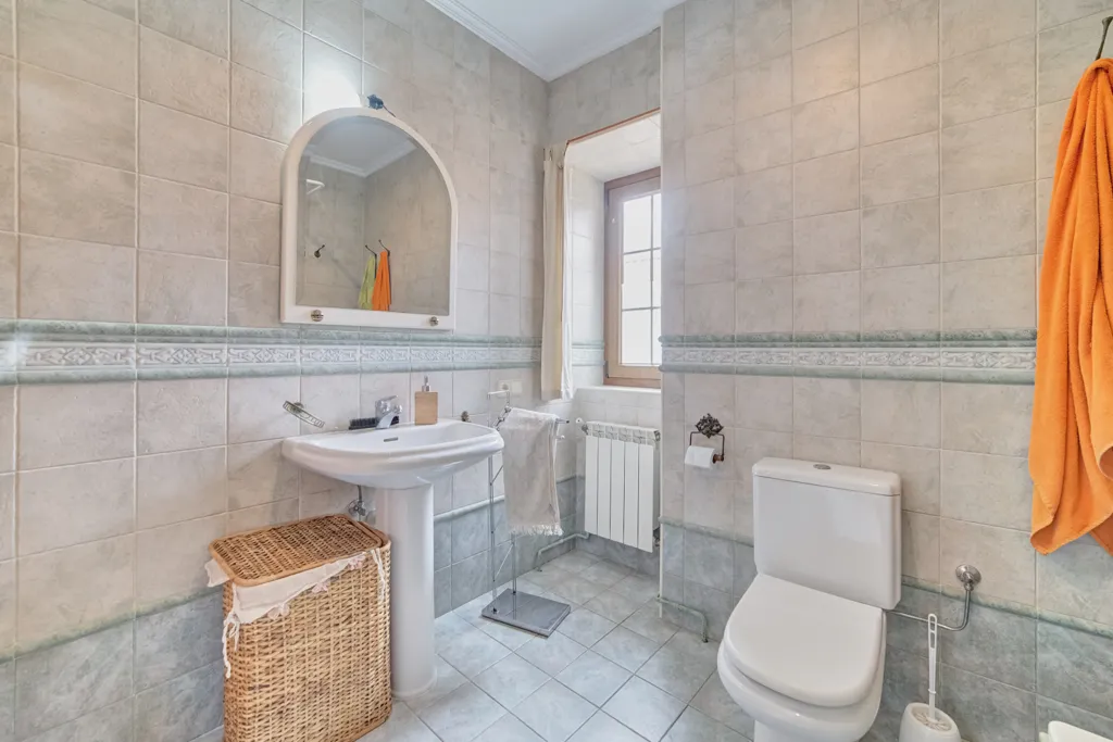 Salles de bain - Independent Stone House with Garden in Valdorba