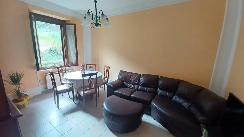 Séjour - Fully Renovated Apartment in Vallecorsa