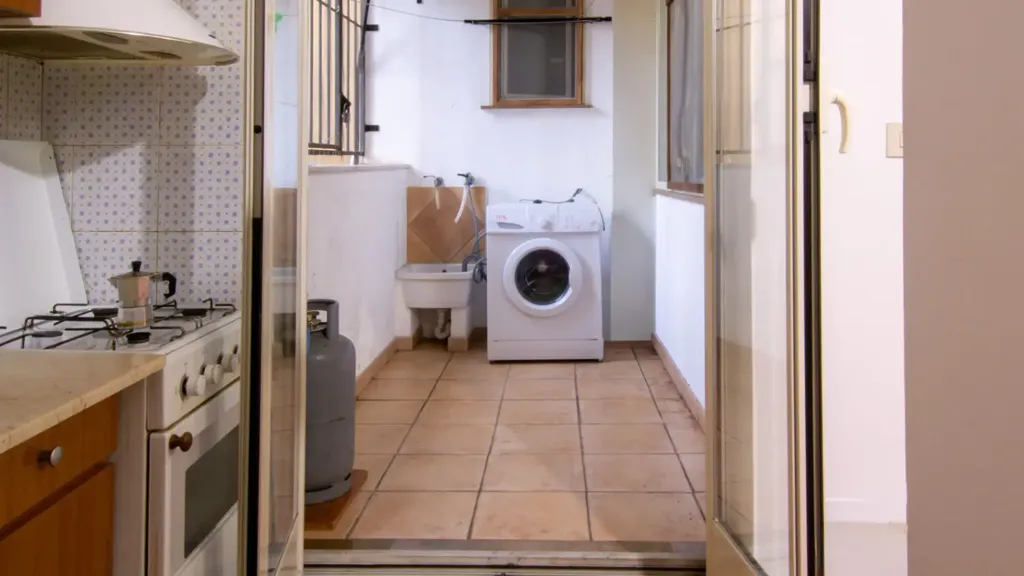 Cuisine - 3-Bedroom Apartment with Balcony in Palermo