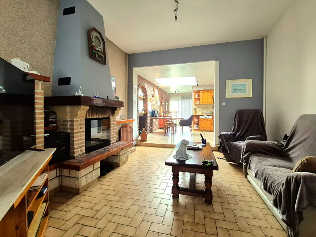Elutuba - 1930s House with Garden in Tourcoing