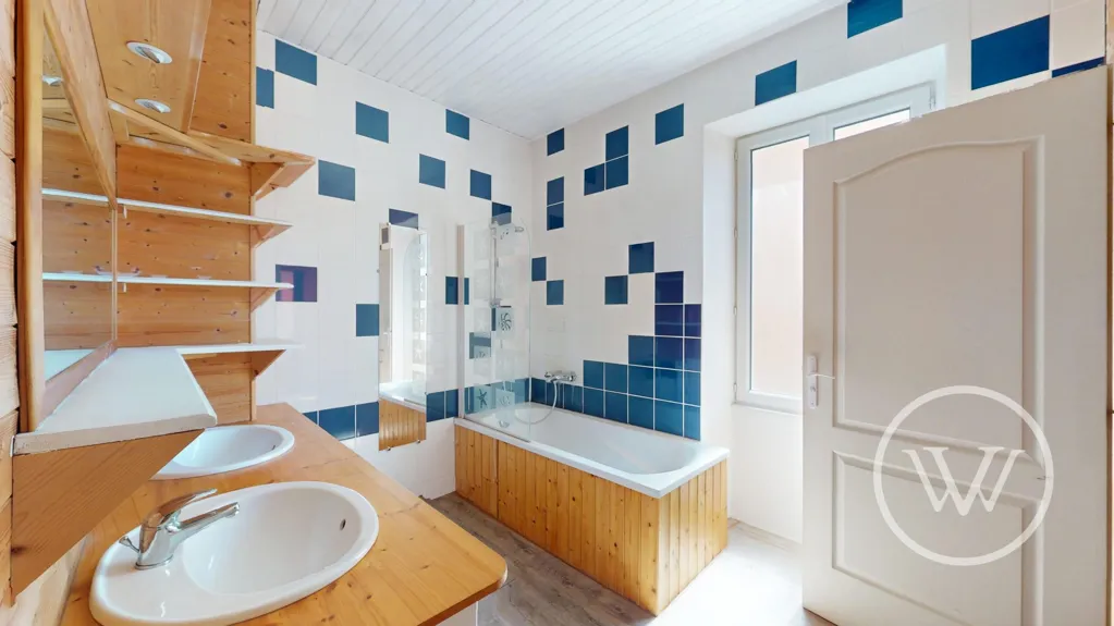 Bagni - Charming Chalet-Style House in Montmeyran